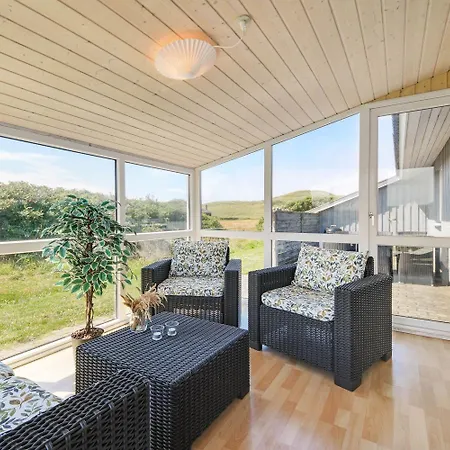 Dejligt Pa En Klitgrund Taet Pa Vesterhavet Sj422 哈博尔