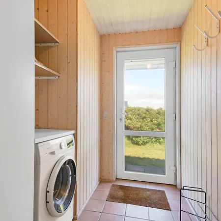 Dejligt Pa En Klitgrund Taet Pa Vesterhavet Sj422 Vakantiehuis *