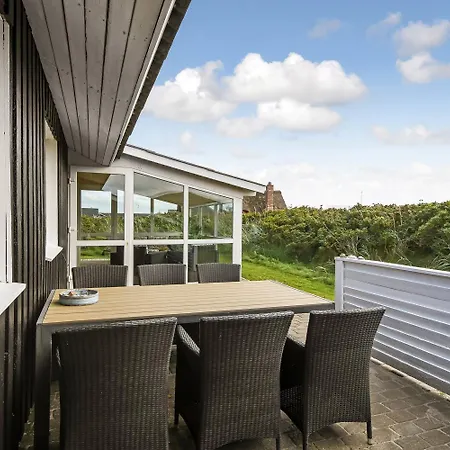 Dejligt Pa En Klitgrund Taet Pa Vesterhavet Sj422 *